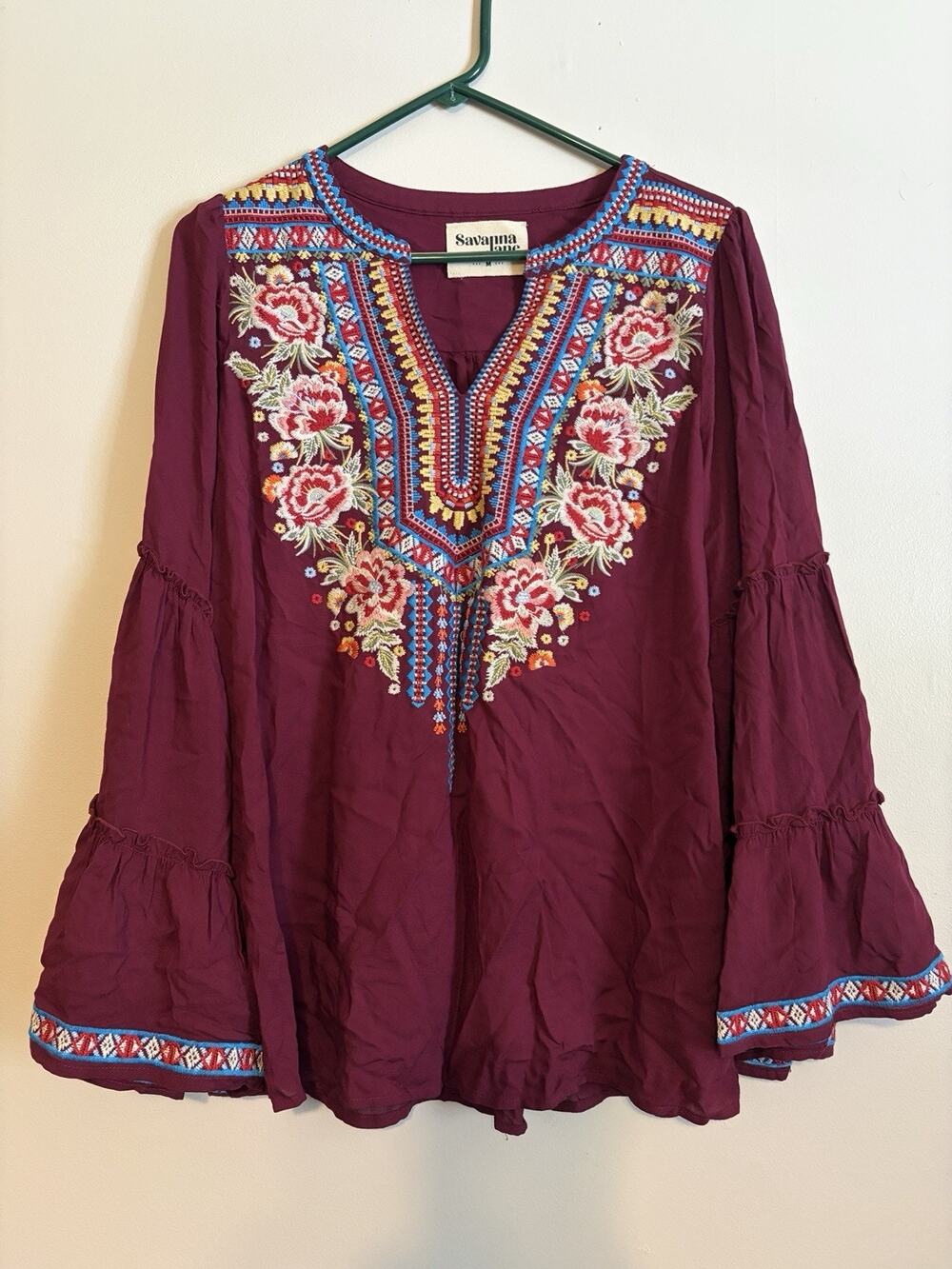 Savanna Jane Embroidered Boho Peasant Top Medium Burgundy Floral Bell Sleeve